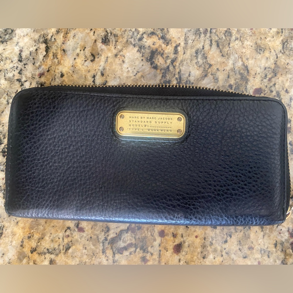 Marc by Marc Jacobs Black Leather Zip Wallet